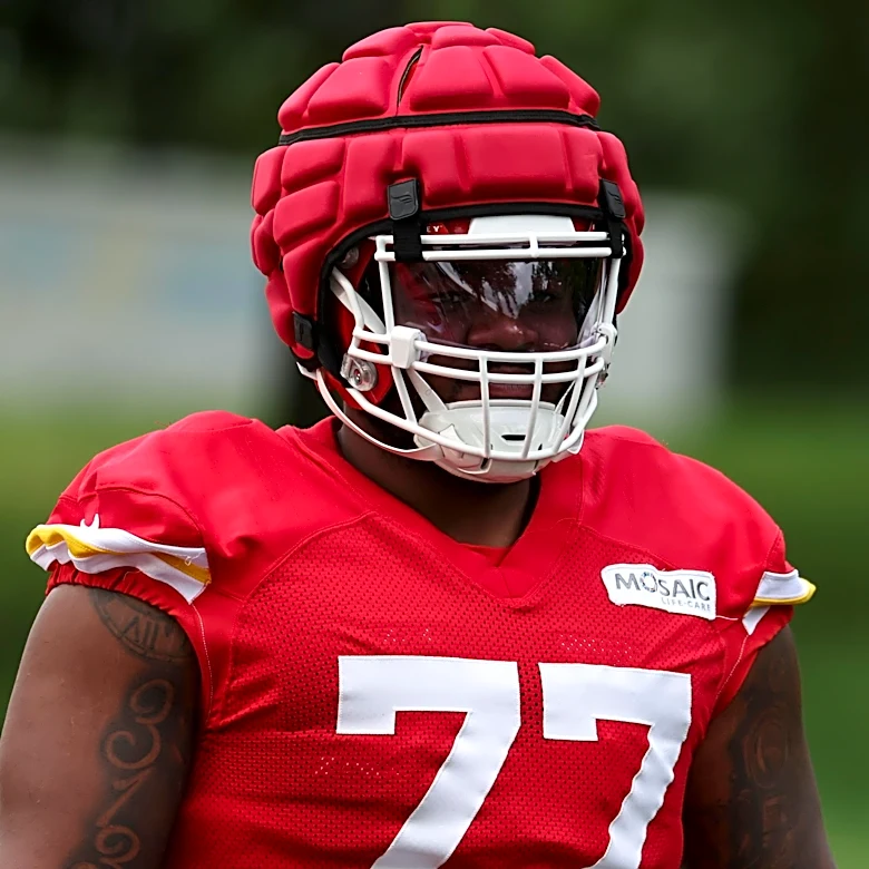 Chiefs News 6/25: Low odds for Jaylon Moore to see contract extension