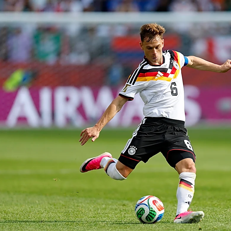 Report: Bayern Munich happy with current midfield