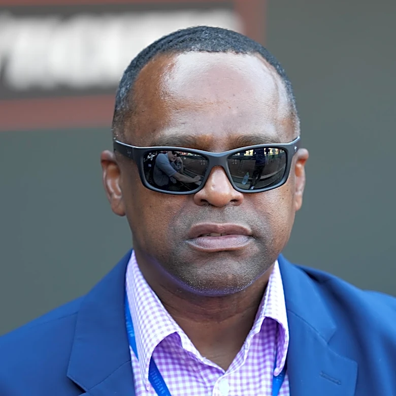 Astros GM Brown Must Be a Buyer, and He Can’t Buy Small