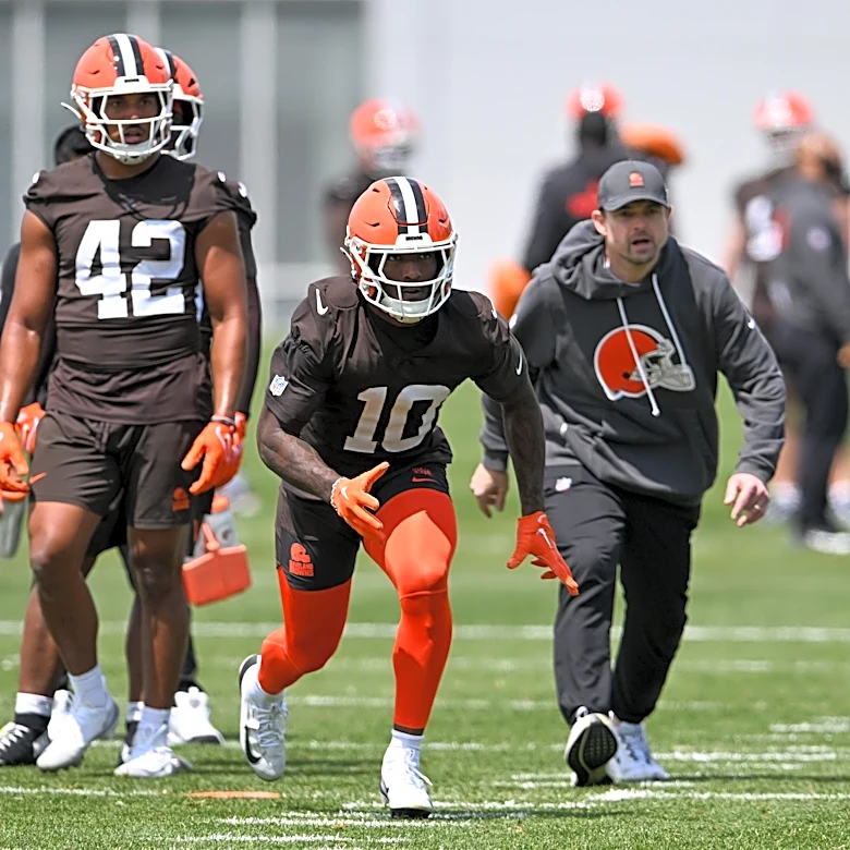 Daily Dawg Chow (6/26): Young guns are looking promising