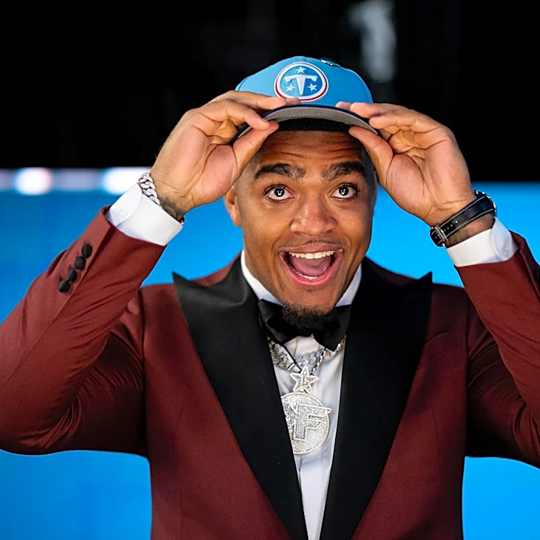 What are fair expectations for Titans rookie Keldric Faulk in 2026?