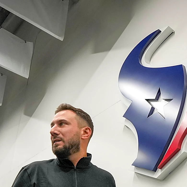 Houston Texans rumors: Nick Caley’s growing