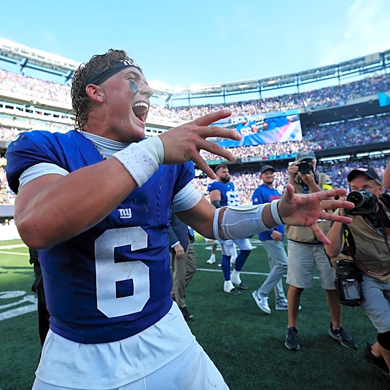 Greg Olsen picks the NY Giants to surprise with 10 wins