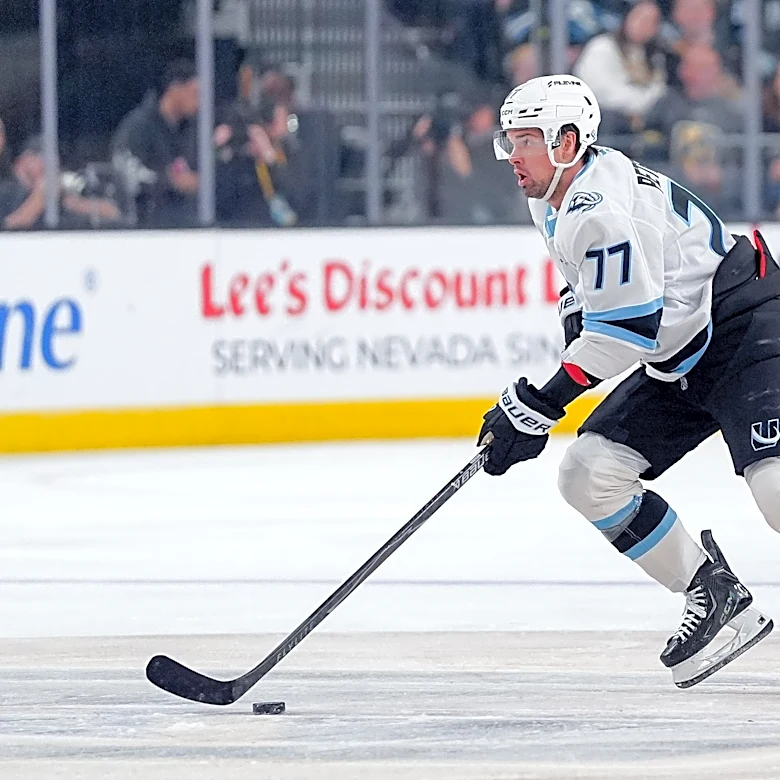 RUMORS: The Bruins are adding JJ Peterka!