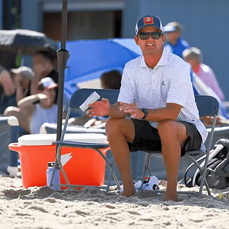 Arizona signs beach volleyball coach Steve Walker to 2-year extension