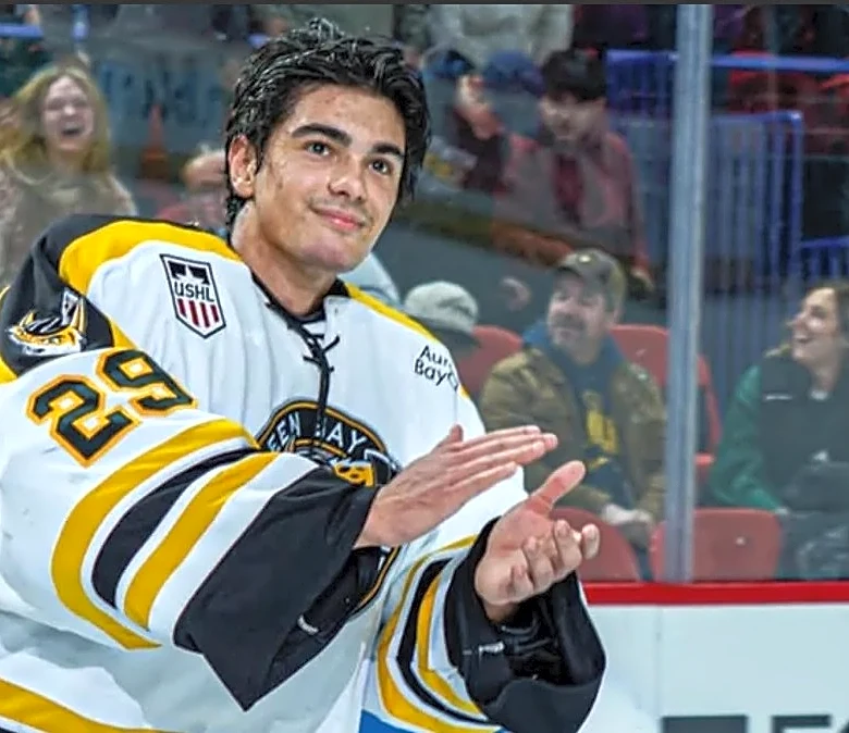 Bruins select G Roberto Henriquez 170th overall!