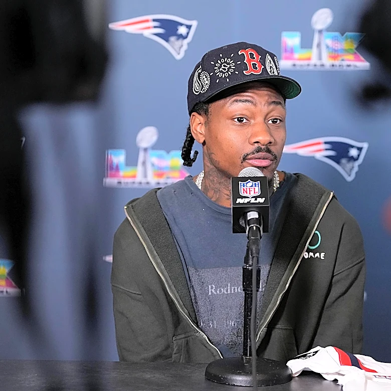 Miami Dolphins Fans Sound Off On Stefon Diggs Rumors
