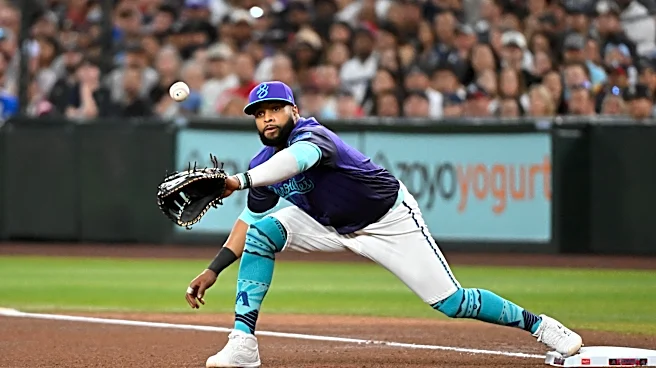 Braves add first baseman Carlos Santana on MiLB deal, per report
