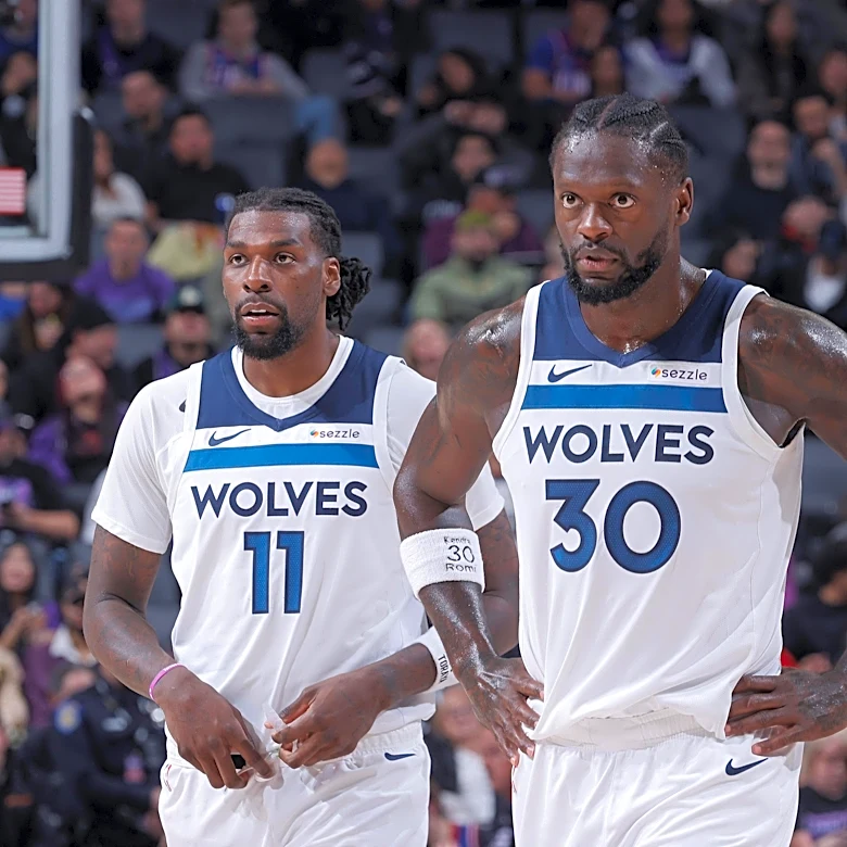 Wolves Fans React to a Crazy Week of Trades