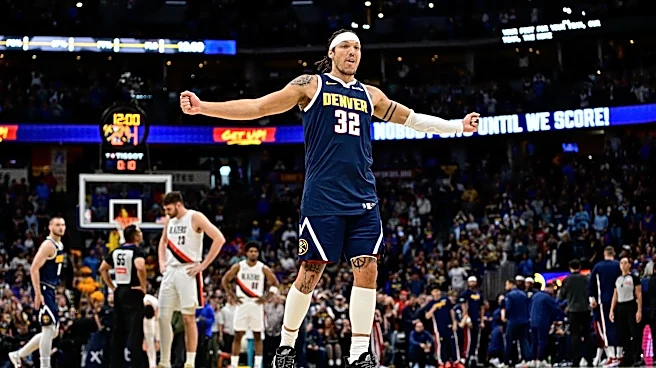 Blazers Interested in Acquiring Aaron Gordon, Dean Wade