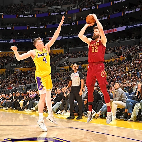 Report: Lakers among teams showing interest in Dean Wade