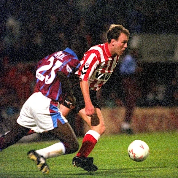 On This Day (29th June 1994): Smith Looks To Reunite With Sunderland Midfielder!