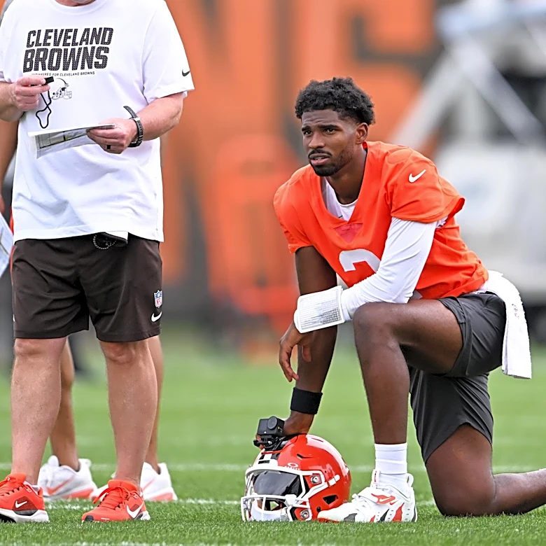 Daily Dawg Chow (6/29): Good TEs, trade rumors and sad memories