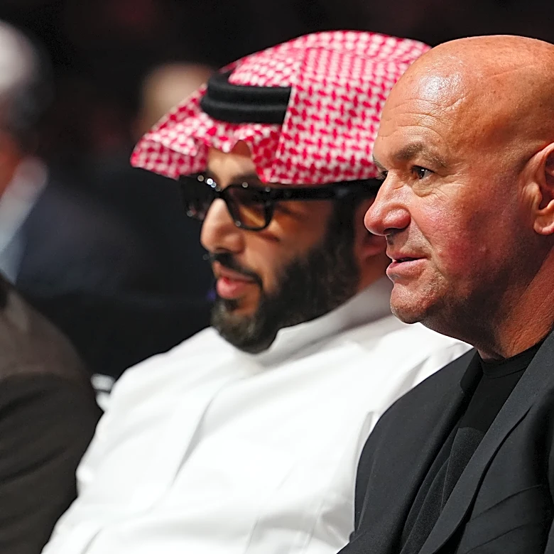 Dana White passes on Saudi ‘peace summit’ to unite boxing promoters: ‘I’m good’