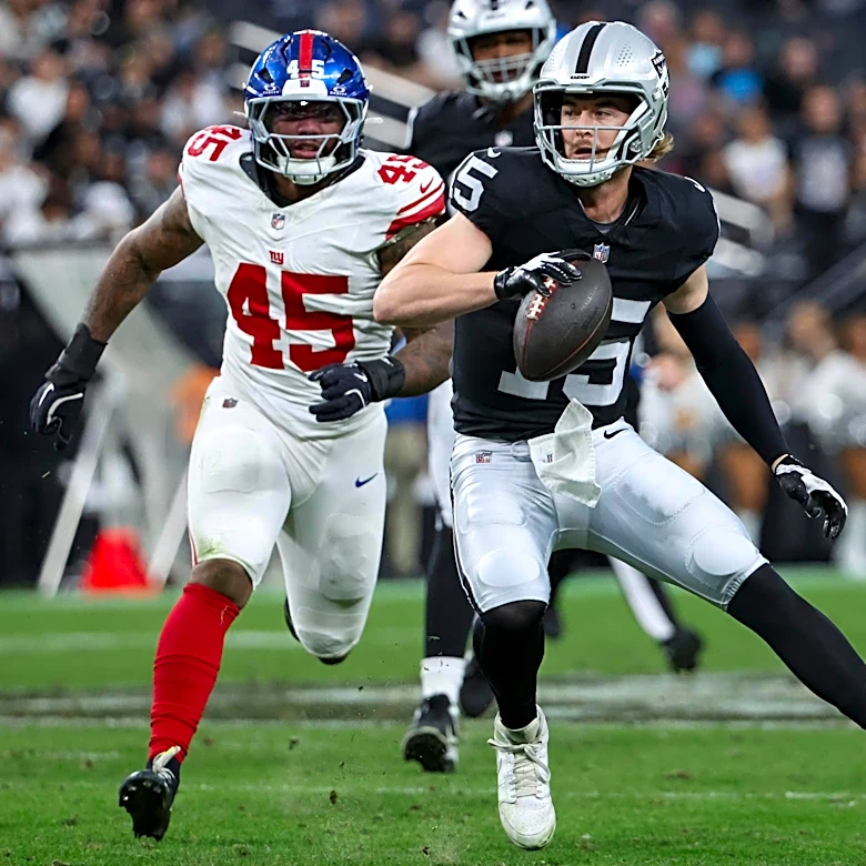 Reacts Results: Fans want a QB2 battle