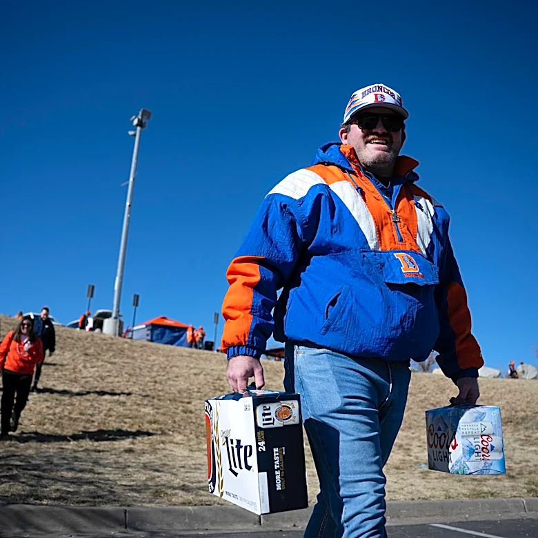 BroncosRide bus service to return service to Broncos games