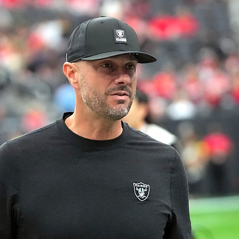 Las Vegas Raiders should utilize waivers in August