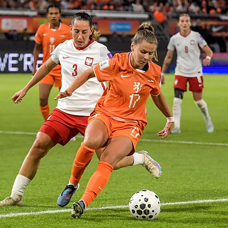 DONE DEAL: Spurs Women sign former Arsenal midfielder Victoria Pelova