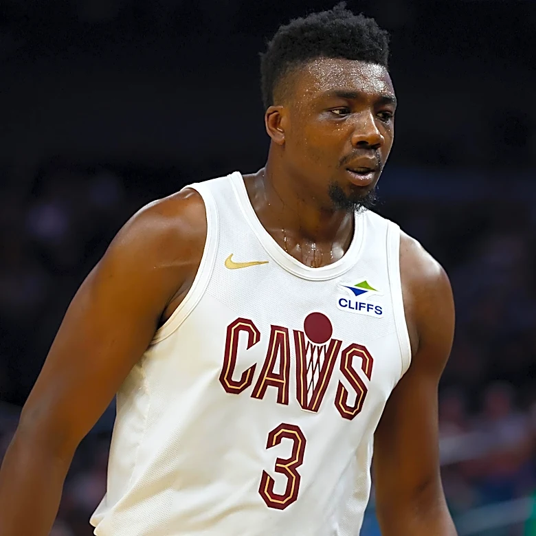 Thomas Bryant to return to Cavs on a one-year deal