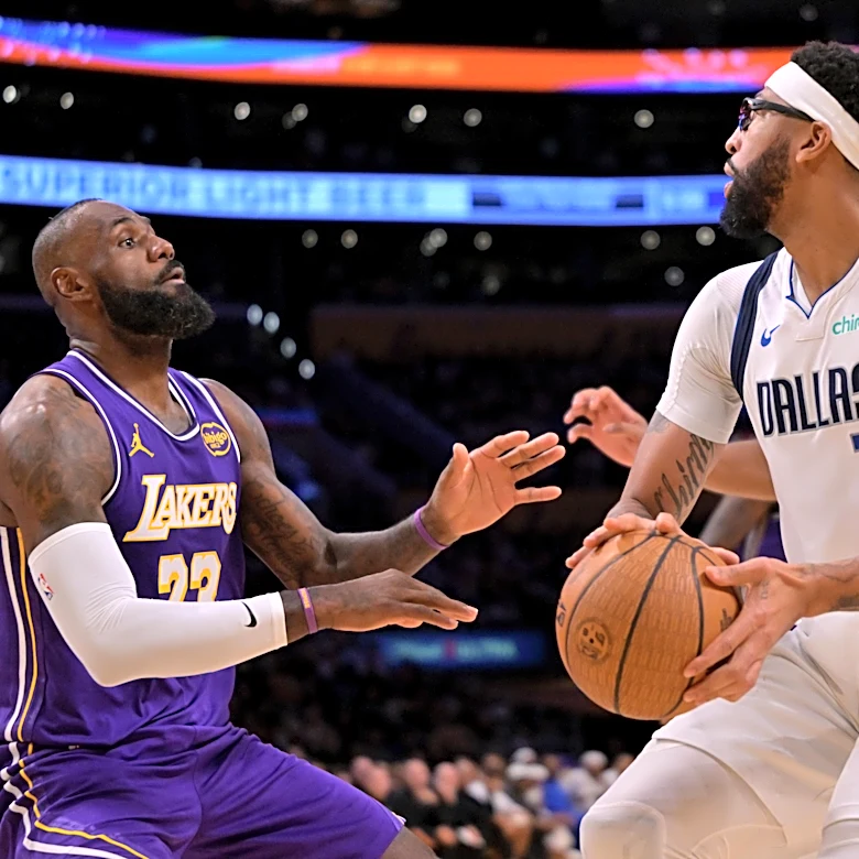 Could Anthony Davis head to Golden State with LeBron James?