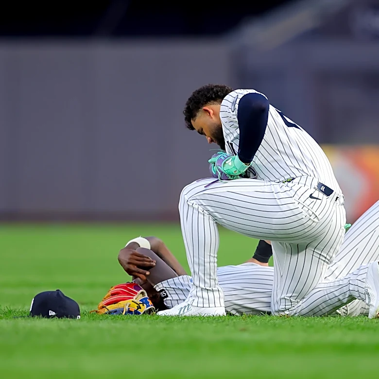 Jazz Chisholm leaves with injury, Yankees lose odiously to Tigers