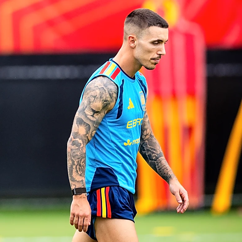 Former Barcelona defender Alejandro Grimaldo set to sign for Atlético Madrid