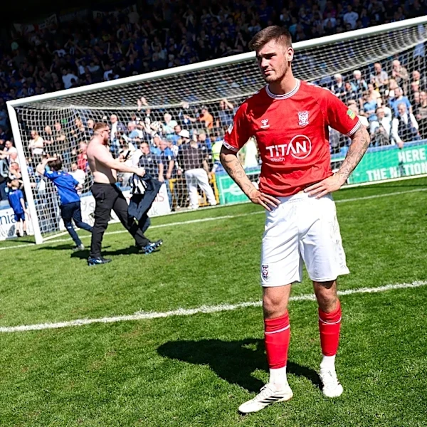 Back To The Minstermen: Zak Johnson Completes Permanent Move to York City
