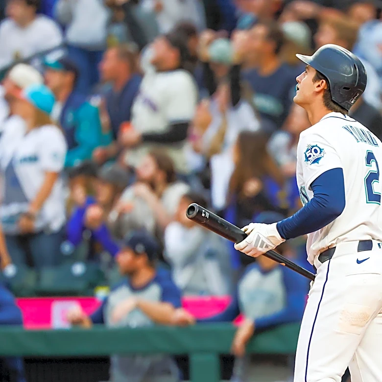 Mariners Slug Homers, Angels in 6-2 Win