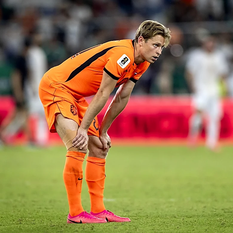 Frenkie de Jong’s World Cup dreams end as Netherlands dumped out by Morocco