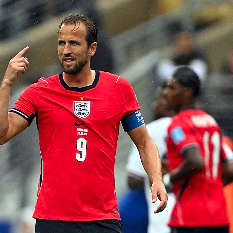 Michael Owen praises Harry Kane but also undermined his achievements with Bayern Munich