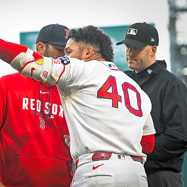 In light of what happened to Willson Contreras last night, what’s your favorite baseball ejection?