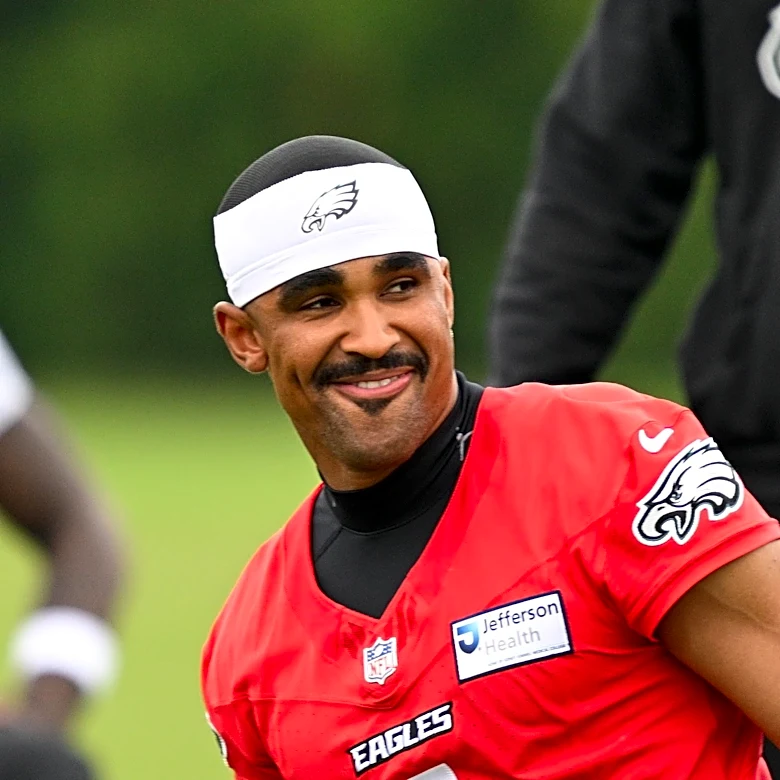 Eagles News: ESPN asks “Is Jalen Hurts’ future in Philly on the line this season?”