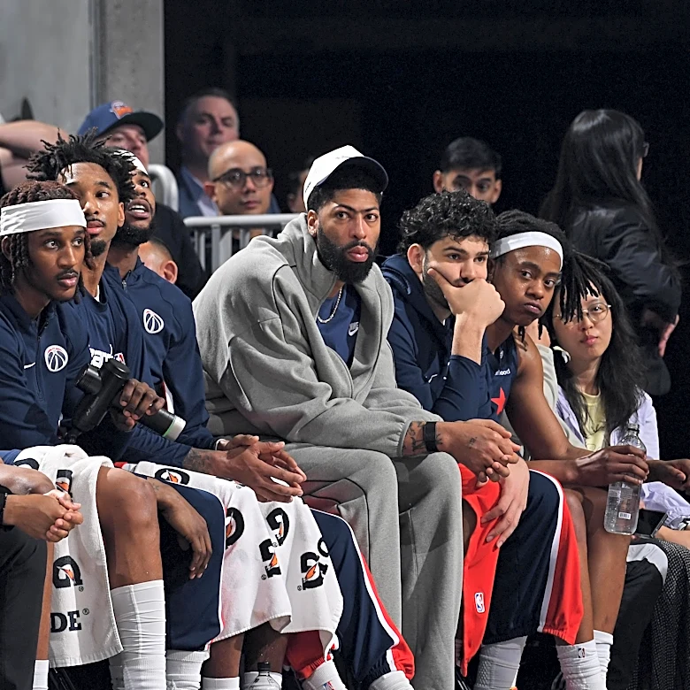 Report: Despite Warriors rumors, Wizards ‘not interested’ in trading Anthony Davis