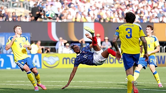 Bayern Munich News: Is Michael Olise wavering on FC Bayern future?; Newcastle eyeing BVB’s Felix Nmecha; and MORE!