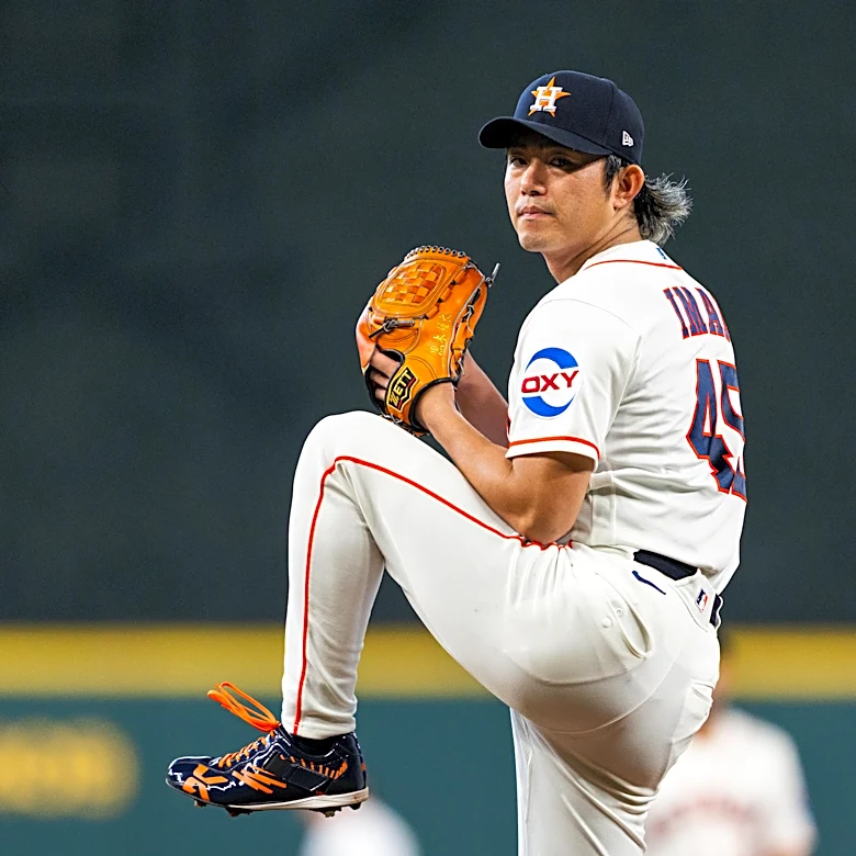 SB Nation Reacts Survey: Which Astros Pitcher Will Lead Team in Wins?