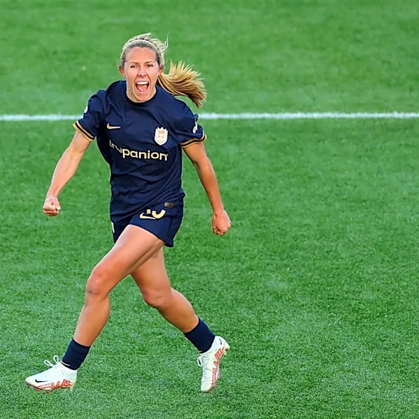 Seattle Reign and forward Brittany Ratcliffe exercise mutual contract option for 2027