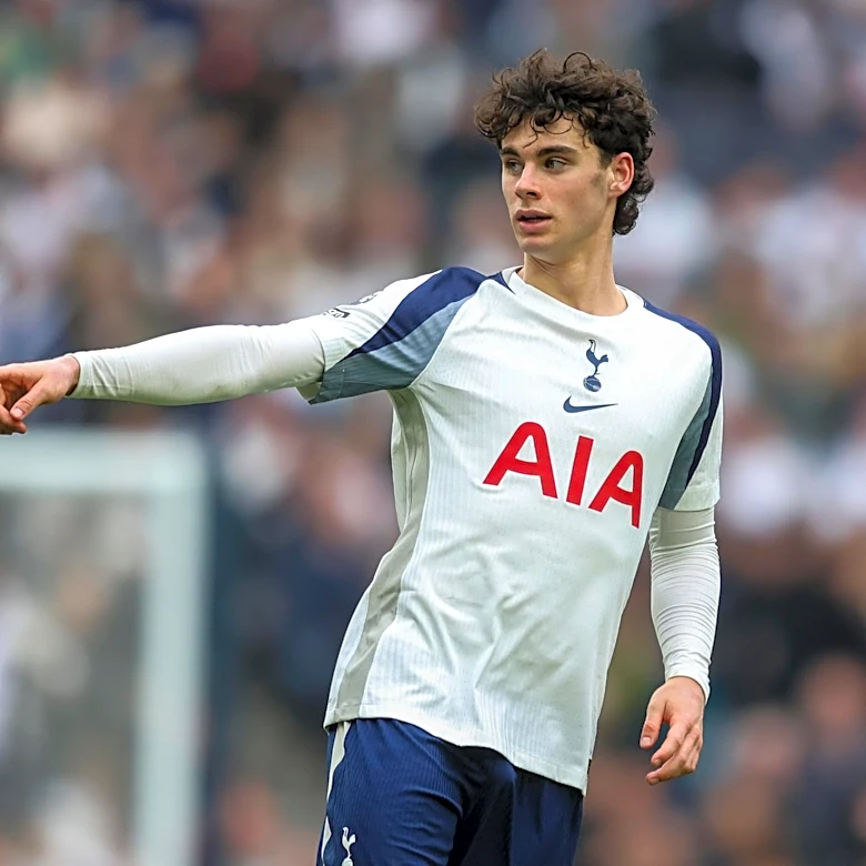 Romano: Spurs reject offer from Newcastle for Archie Gray
