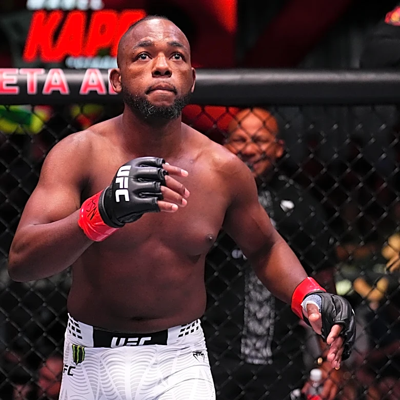 Manel Kape on recent conflict with Sean Strickland with both training at same gym: ‘He loves attention’