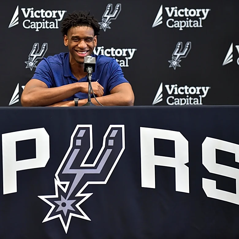 How a Disney World claw machine foretold Tarris Reed’s destiny as a Spur