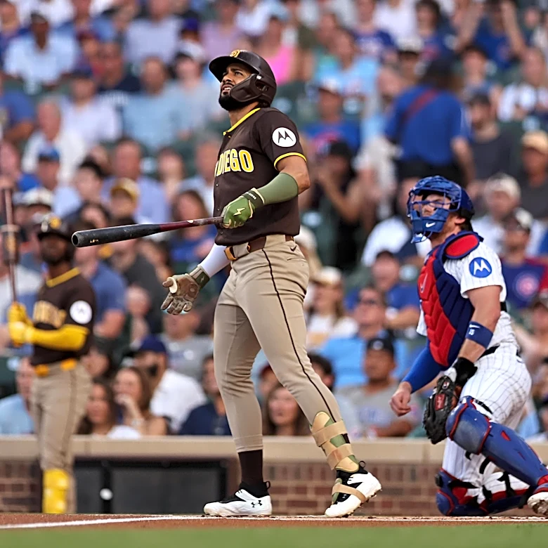 Padres drop series in nine-homer slugfest