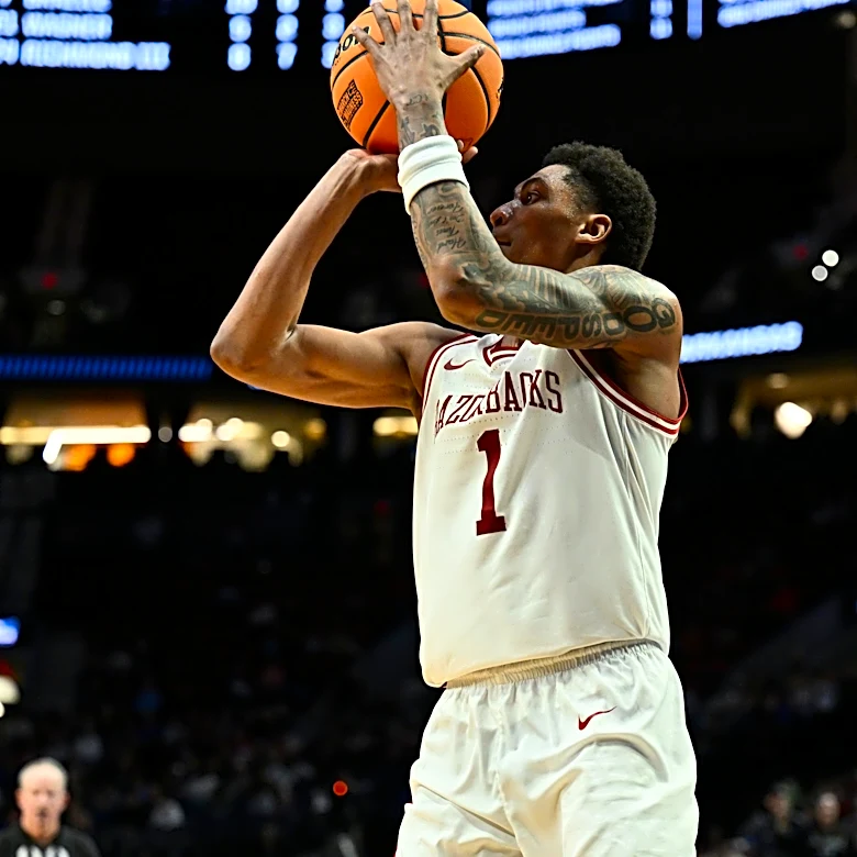 Cavs sign rookie Meleek Thomas to a four-year deal