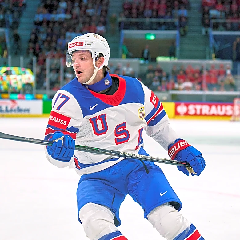Reports: Bruins acquire defenseman Will Borgen from Rangers