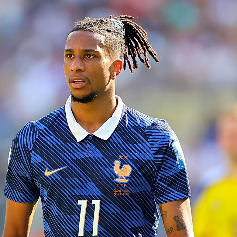 Zlatan Ibrahimović says Michael Olise has vision of a ‘genius’