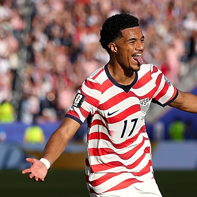 Former Bayern Munich prospect, current Bayer Leverkusen star Malik Tillman hits free kick laser to power USMNT to win
