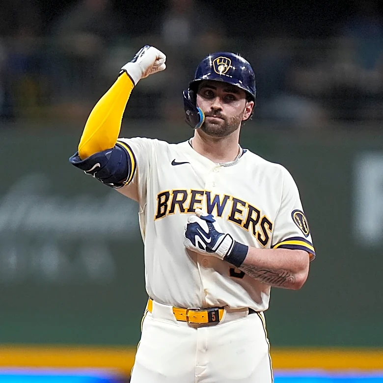 Garrett Mitchell’s career night powers Brewers to 4-2 win over Reds