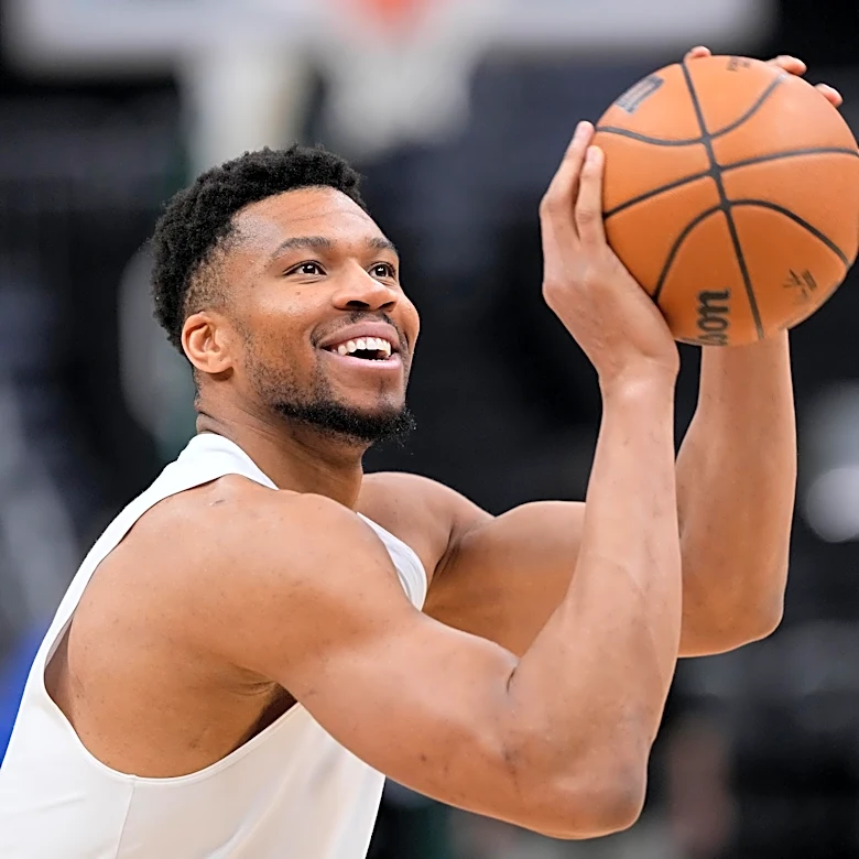 Sources: Celtics-Bucks trade talks did not falter due to Giannis contract extension negotiations