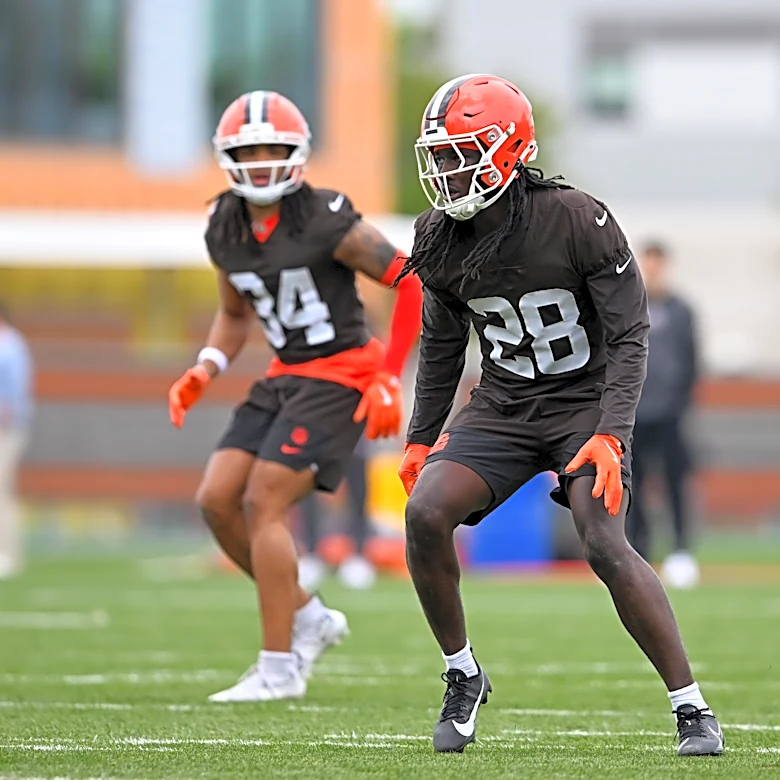 Browns: Who will still be on defense when the dome opens?