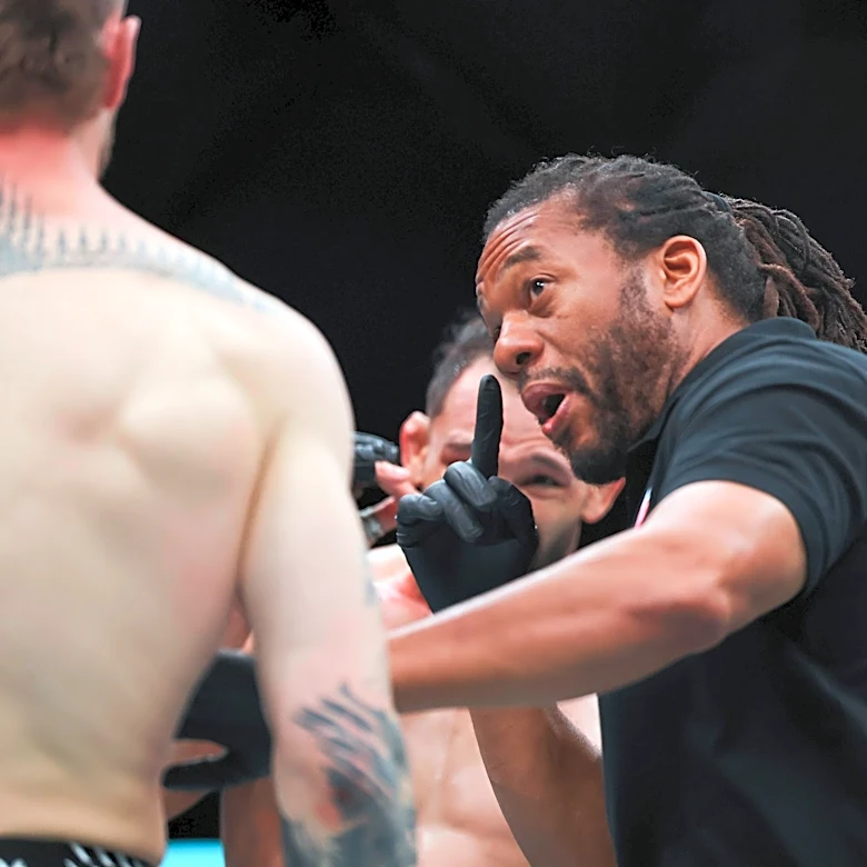 Mania Mailbag: What’s the deal with Herb Dean?