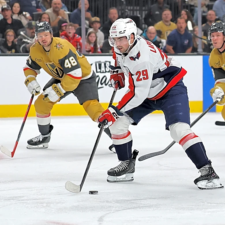 Penguins sign Hendrix Lapierre for two years