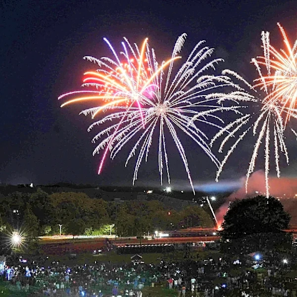 Saturday Dawg Chow (7/4): Happy 250th Birthday, America!